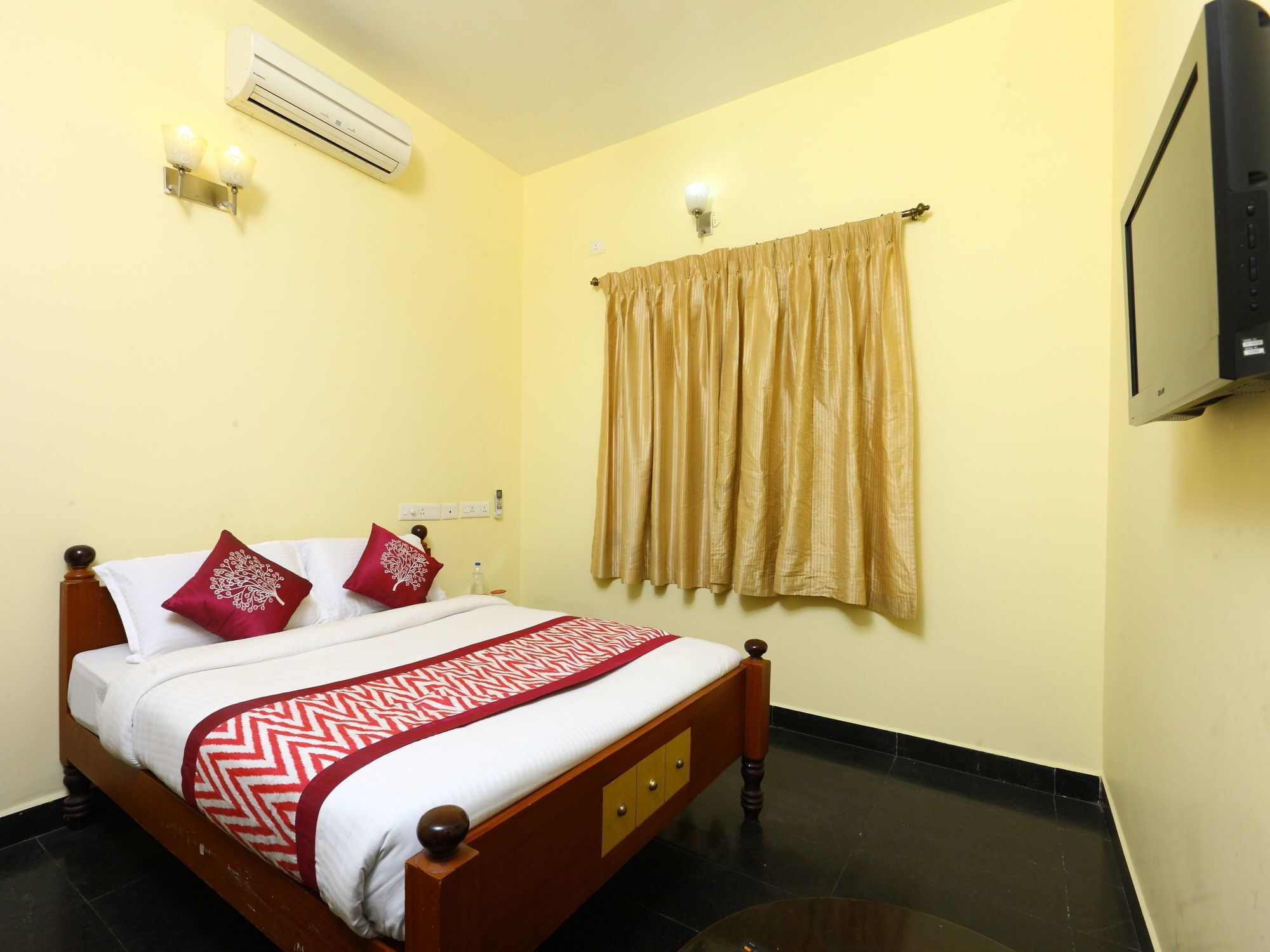 Oyo 10630 Hotel Nano Turf Мадурай Екстериор снимка